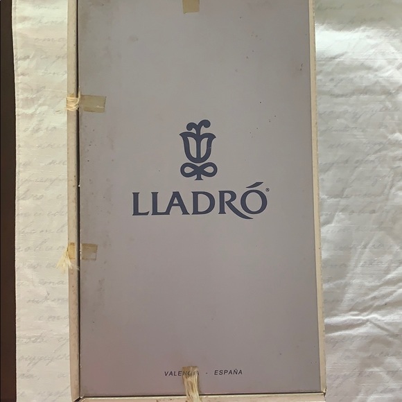 Lladro Boxed Angel Tree Topper # 5875 - Picture 6 of 7
